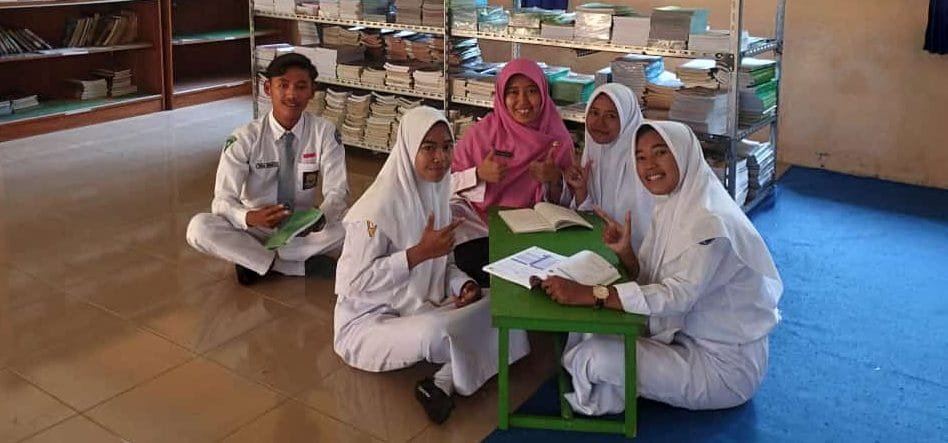 FESTIVAL LITERASI [FeLSI SMA NEGERI 1 LUMBANG