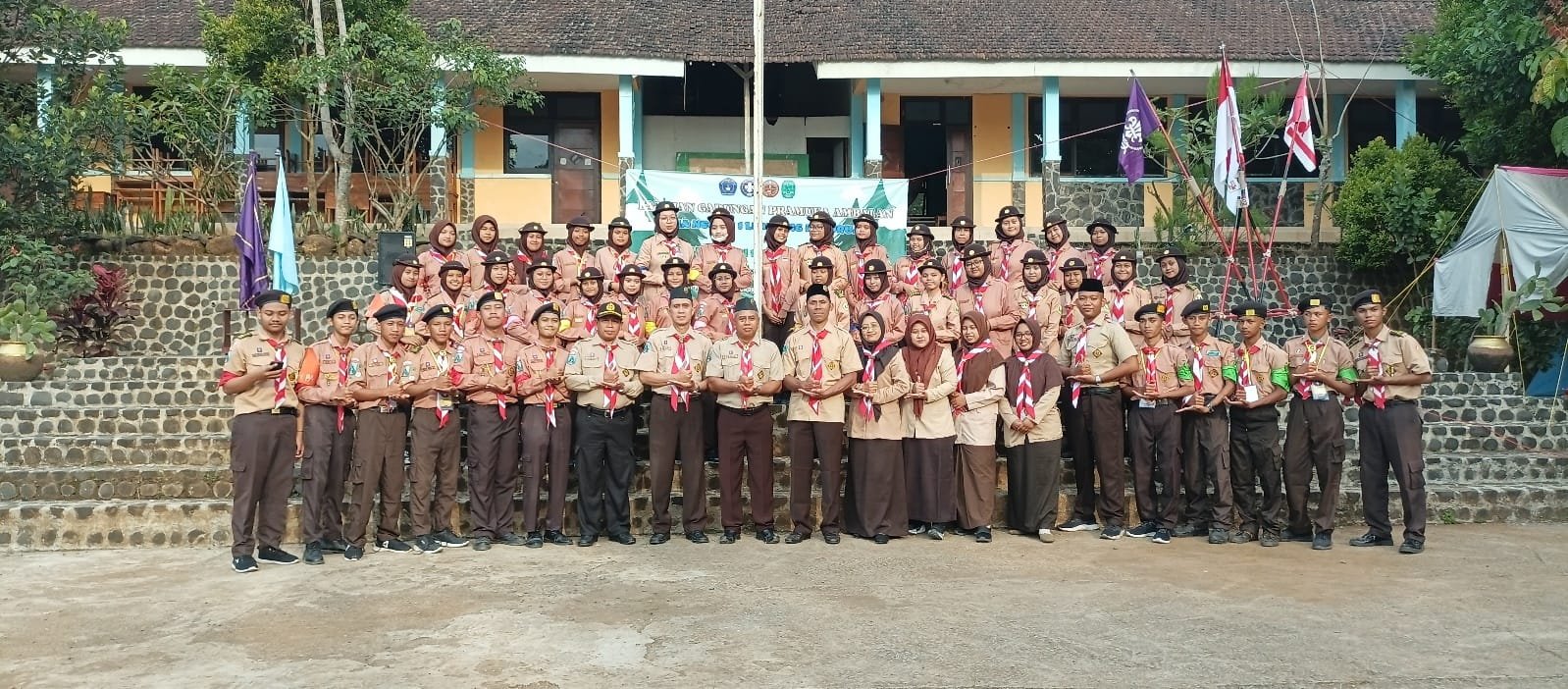 SMAN 1 Lumbang x SMAN 1 Waru, Latihan Gabungan dan Kemah Bantara