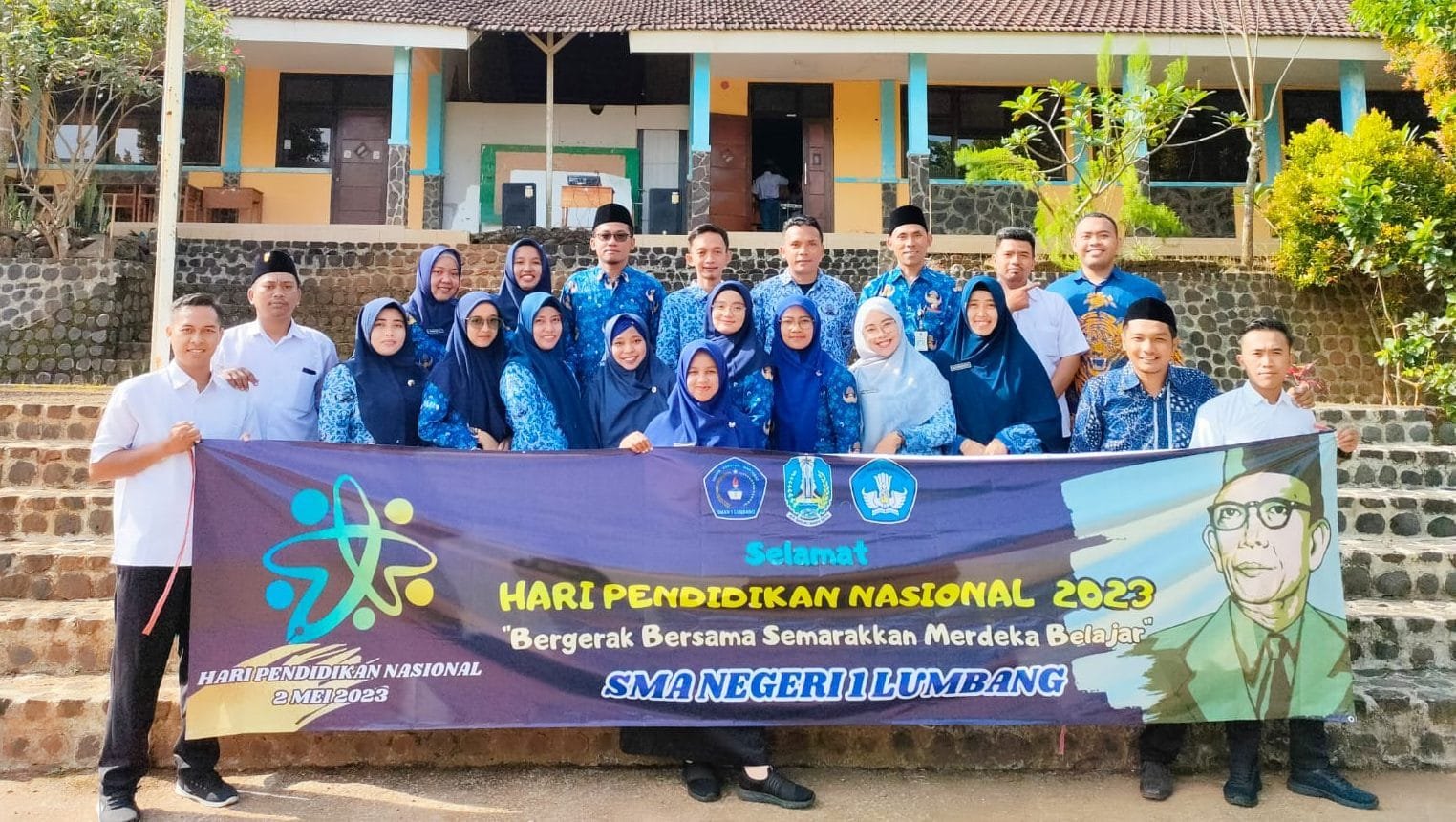 Semangat Berprestasi, Apresiasi Siswa dan Guru di Hari Pendidikan Nasional